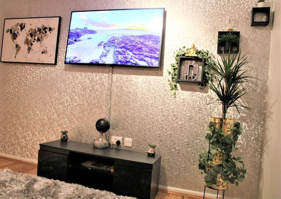Lovely Modern Apartment Close To Town Centre Lexden Buitenkant foto